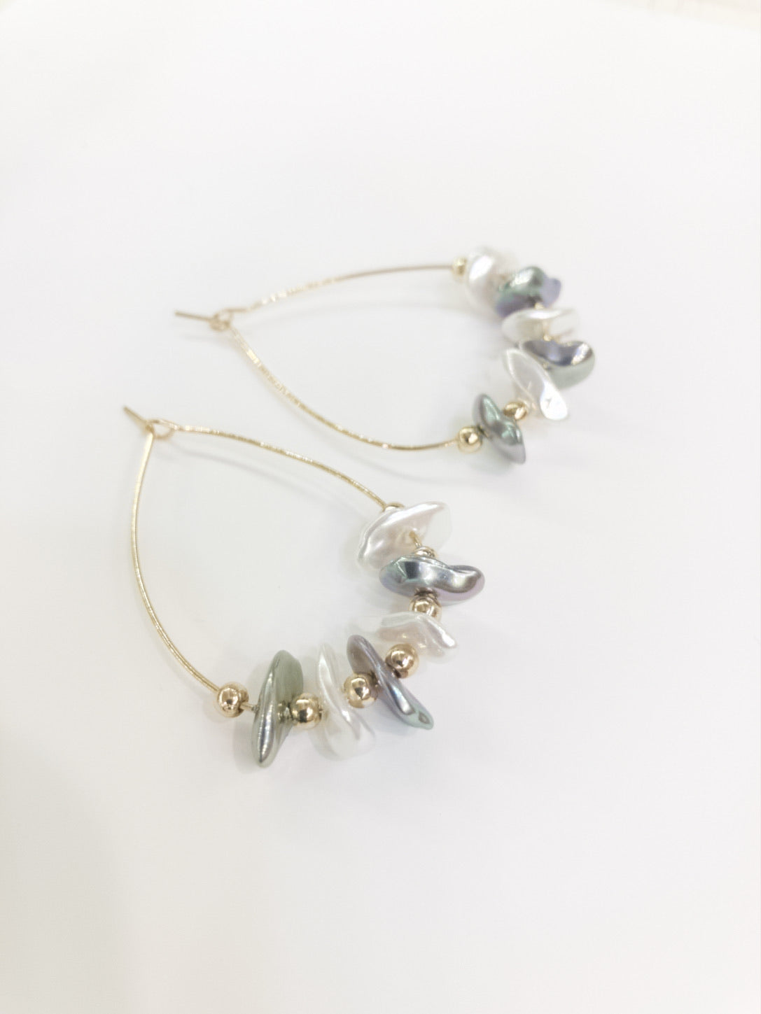 Carly Pearl Earrings- Gold