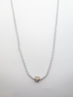 Scarlett necklace in white