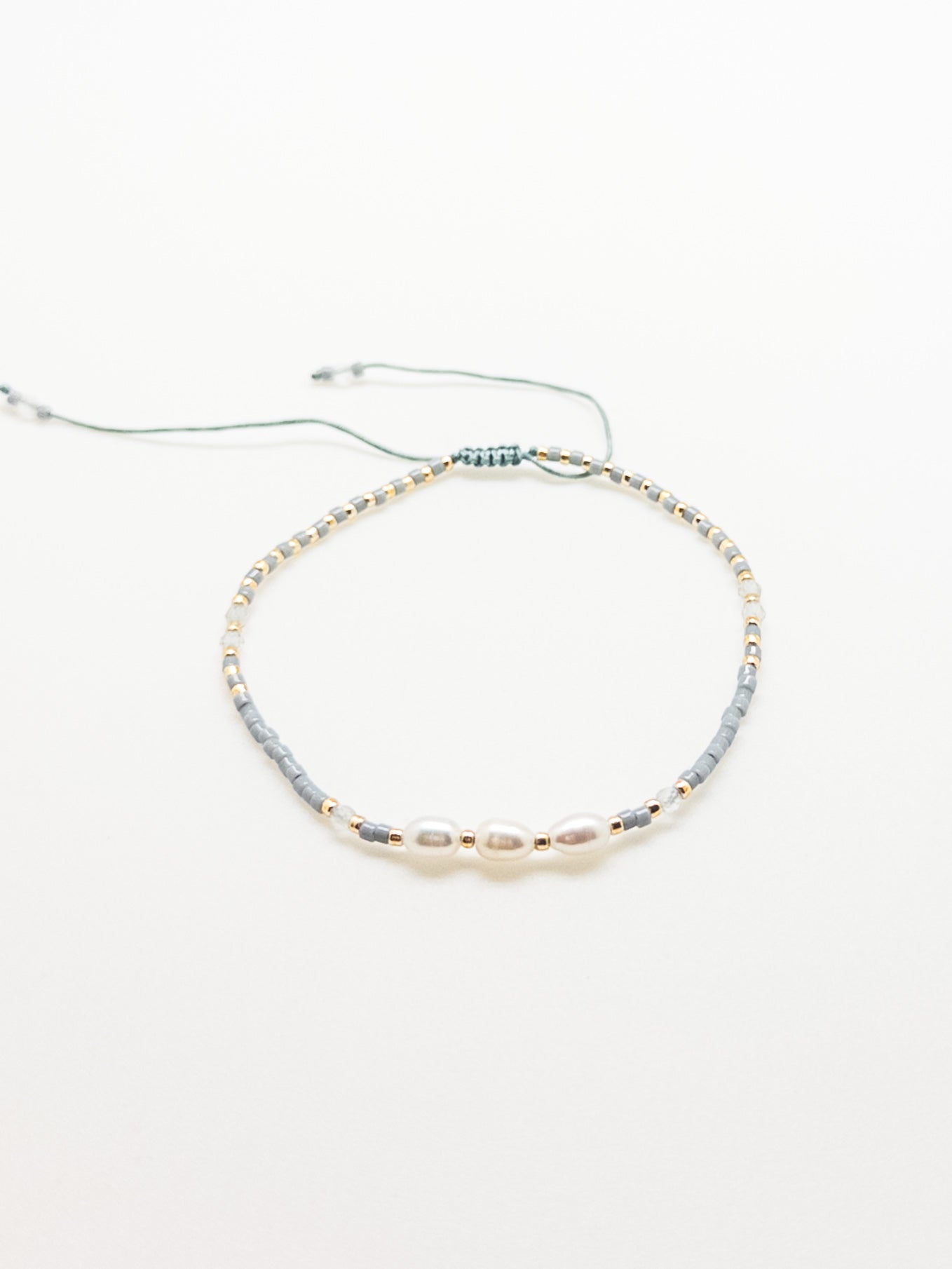 Basilea Bracelet in grey