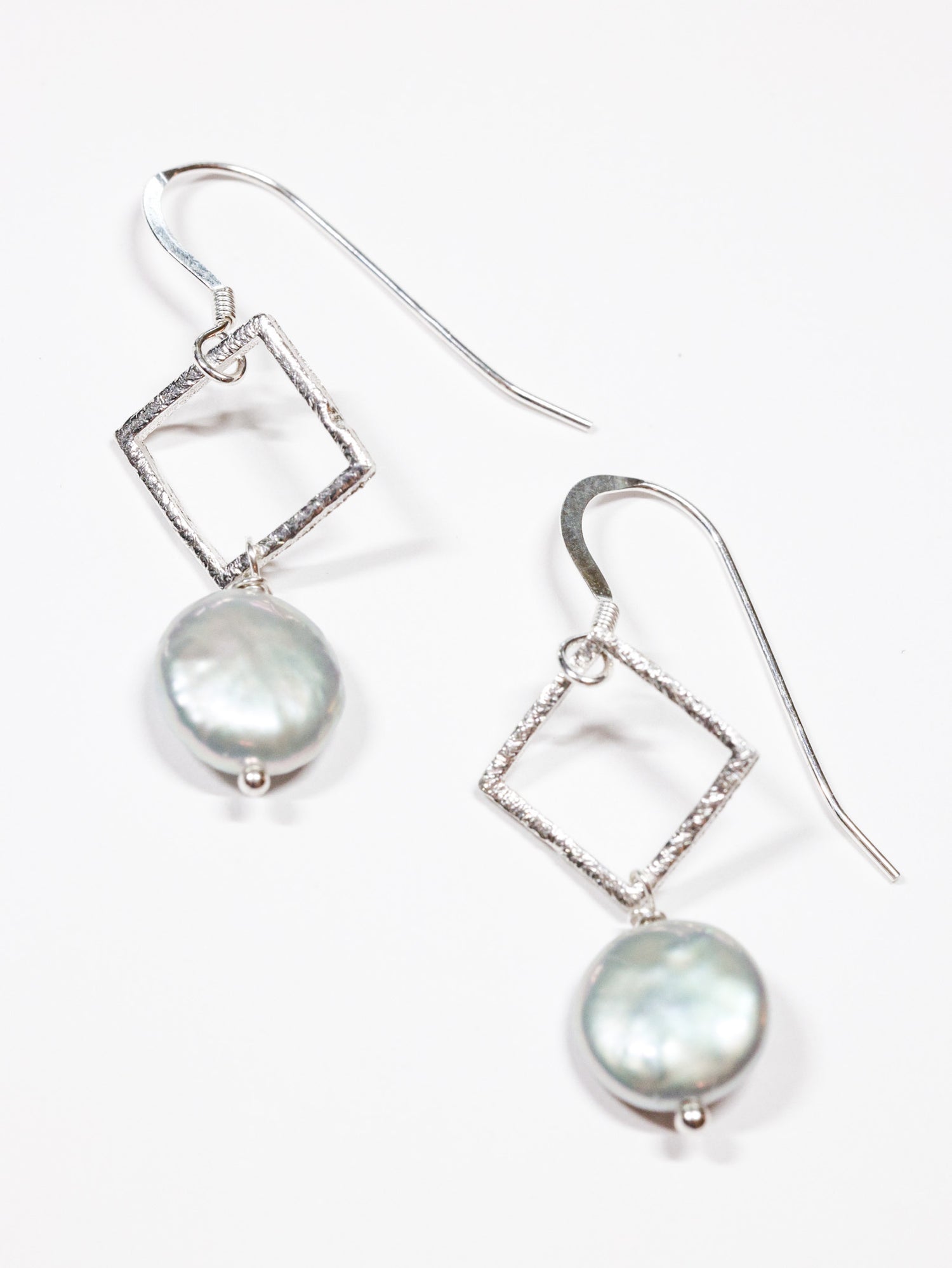 Lumen pearl drop nh earrings in sterling silver