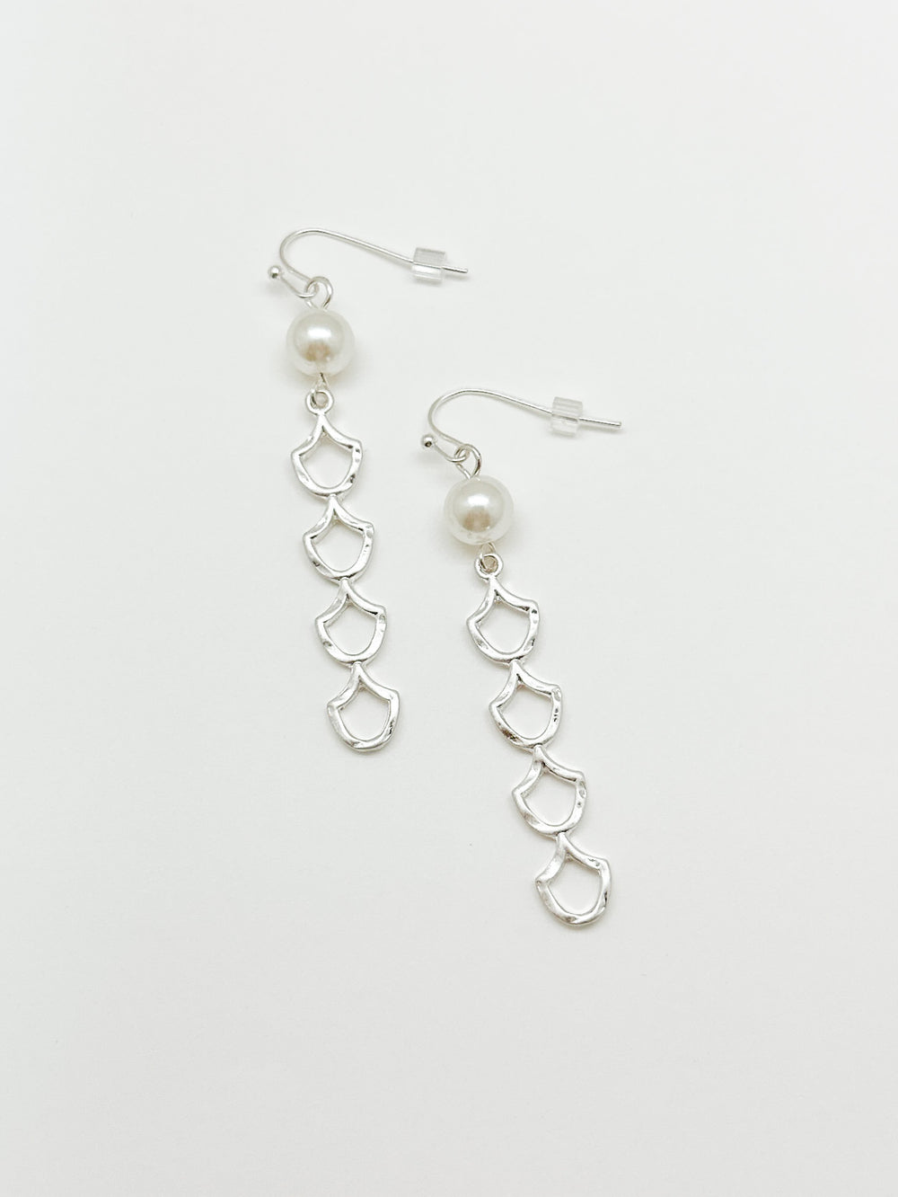 Mina Pearl Earrings- Silver