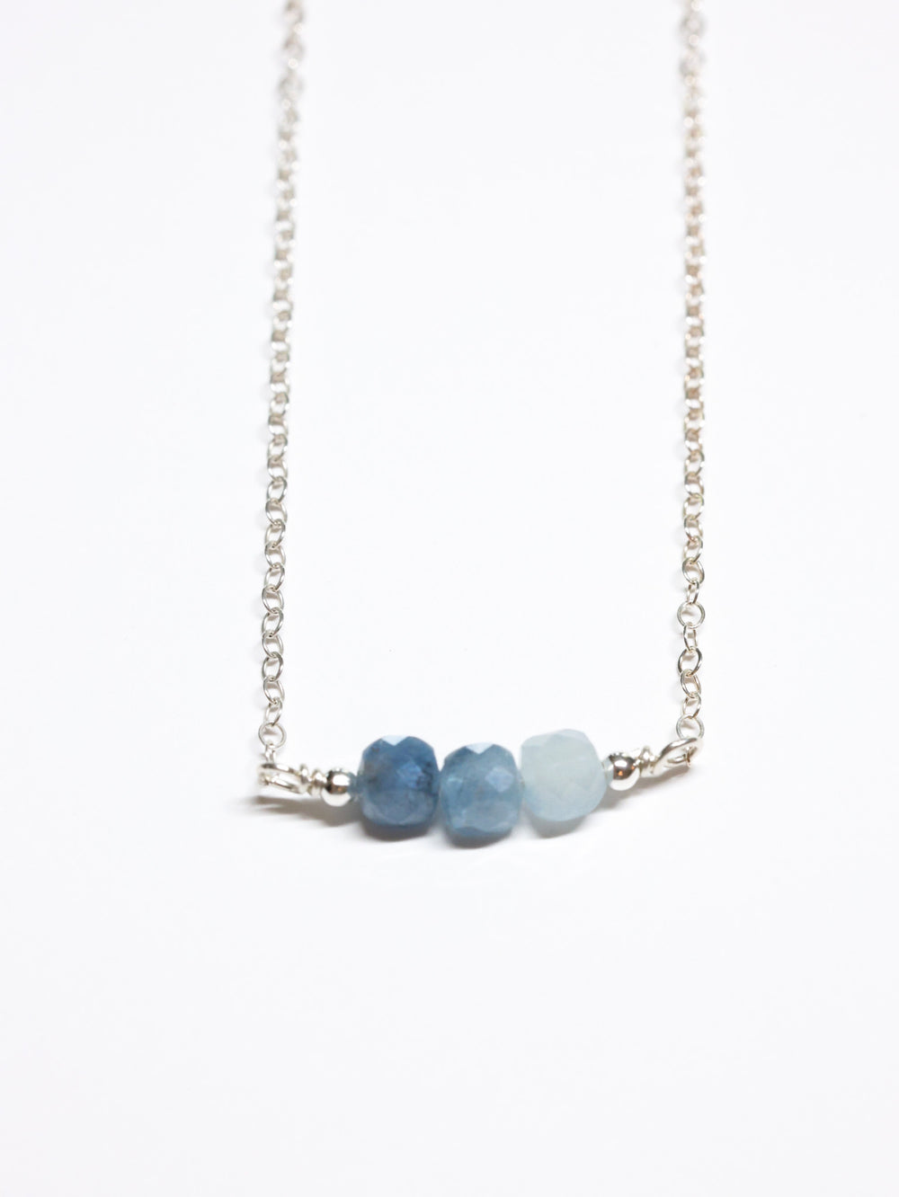 3 graduated aquamarine blue stones simple necklace