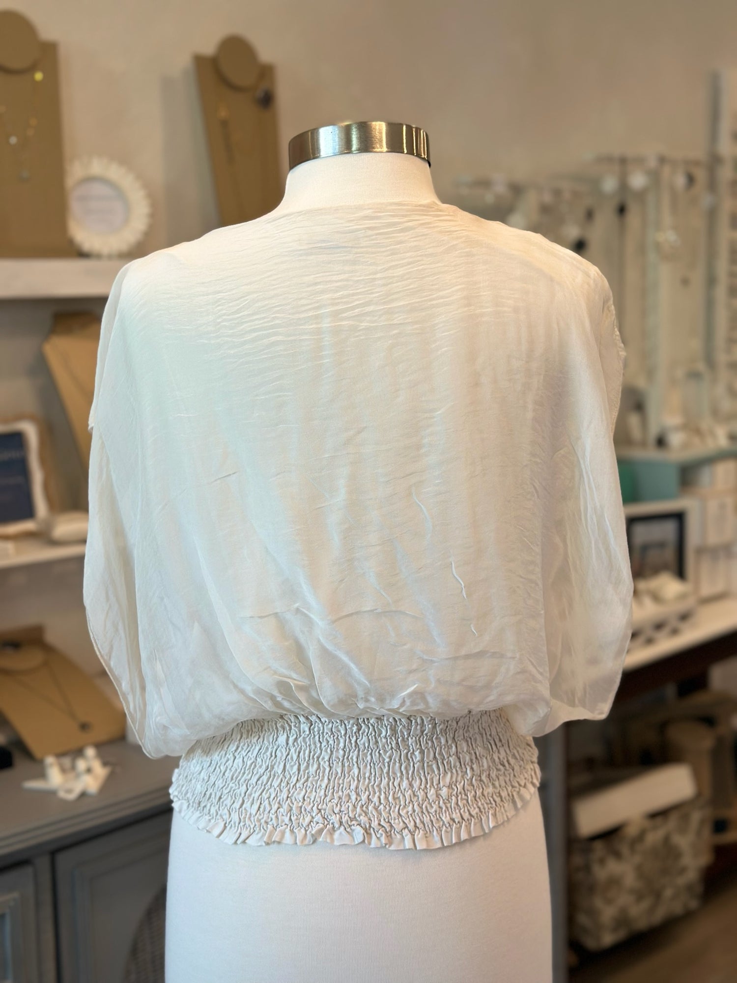 Top Italian Off White back