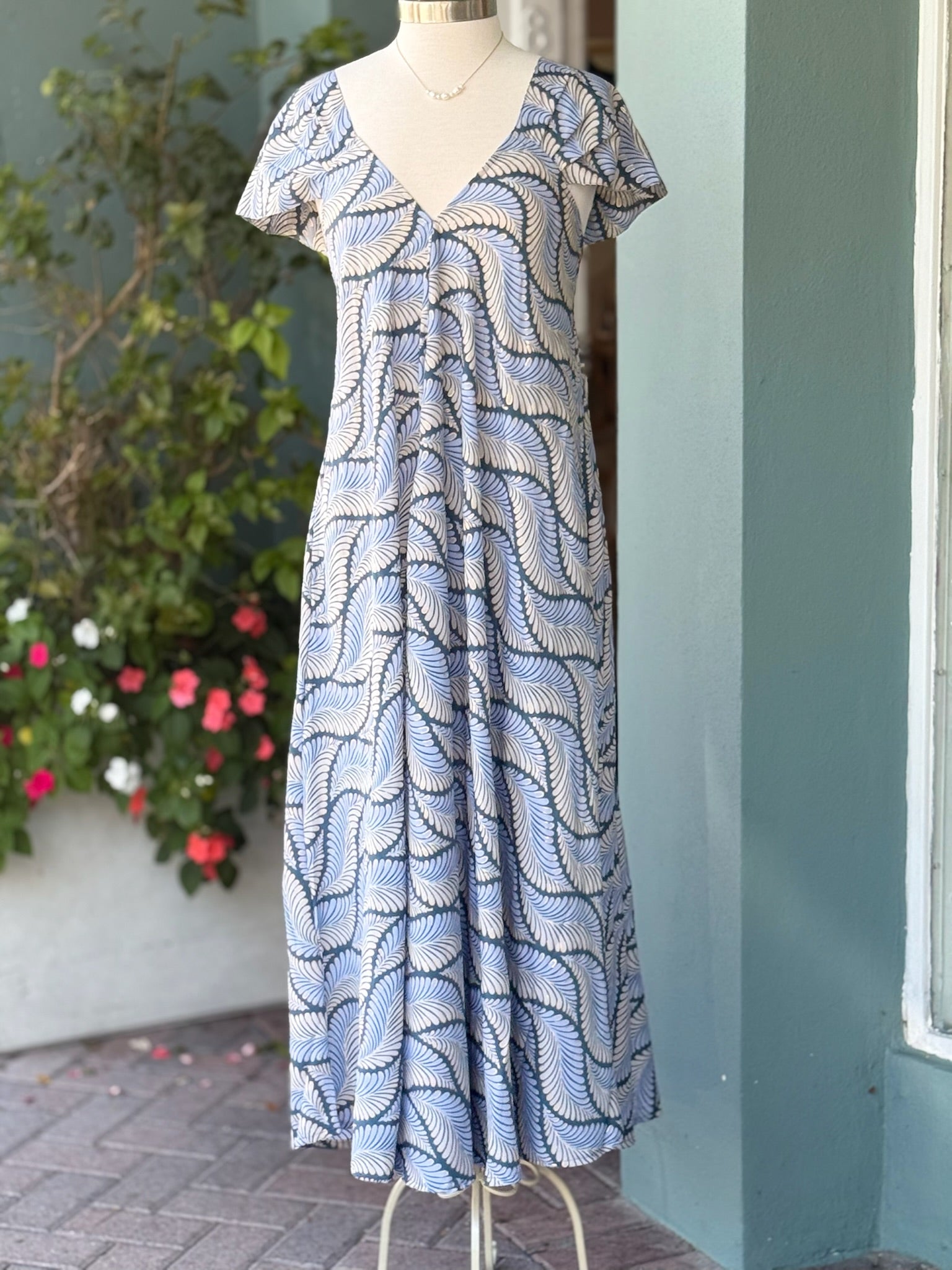 Blues & Golds Teagan Dress | Summer Dresses | Ardor Boutique Medium Blues & Golds Teagan Dress | Summer Dresses | Ardor Boutique Medium