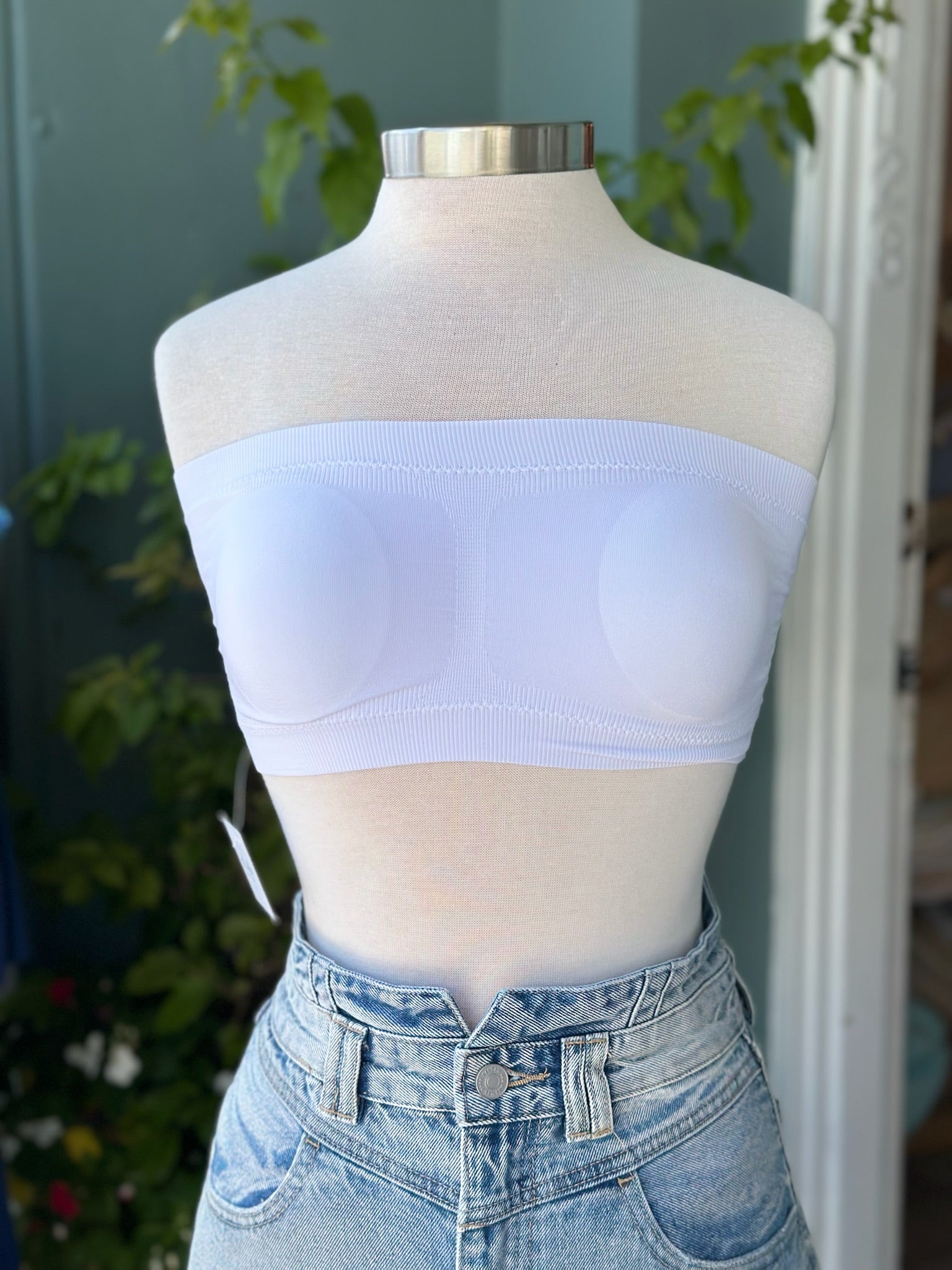 white lace bandeau