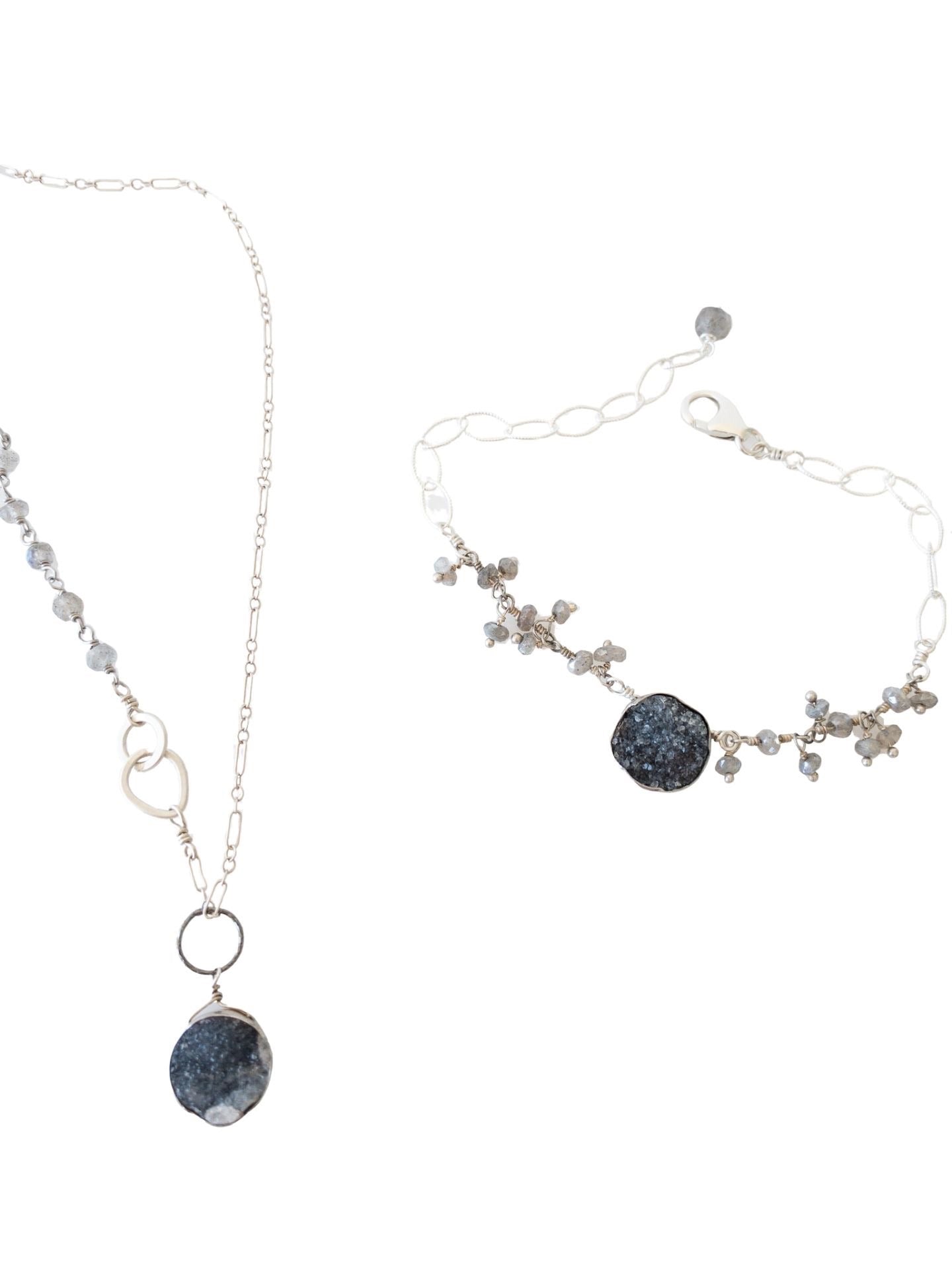 Dahlia Druzy Labradorite nh Bracelet
