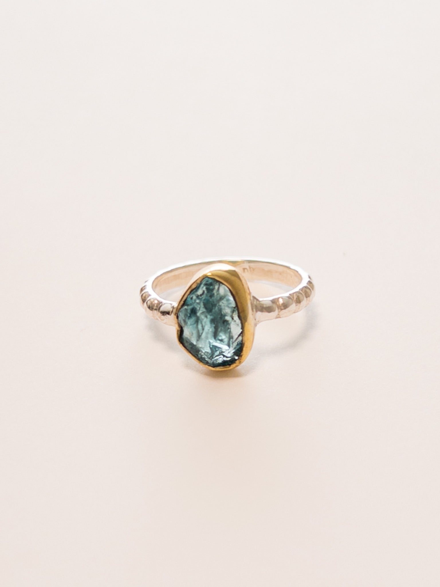 Tranquility Rough Apatite nh Ring