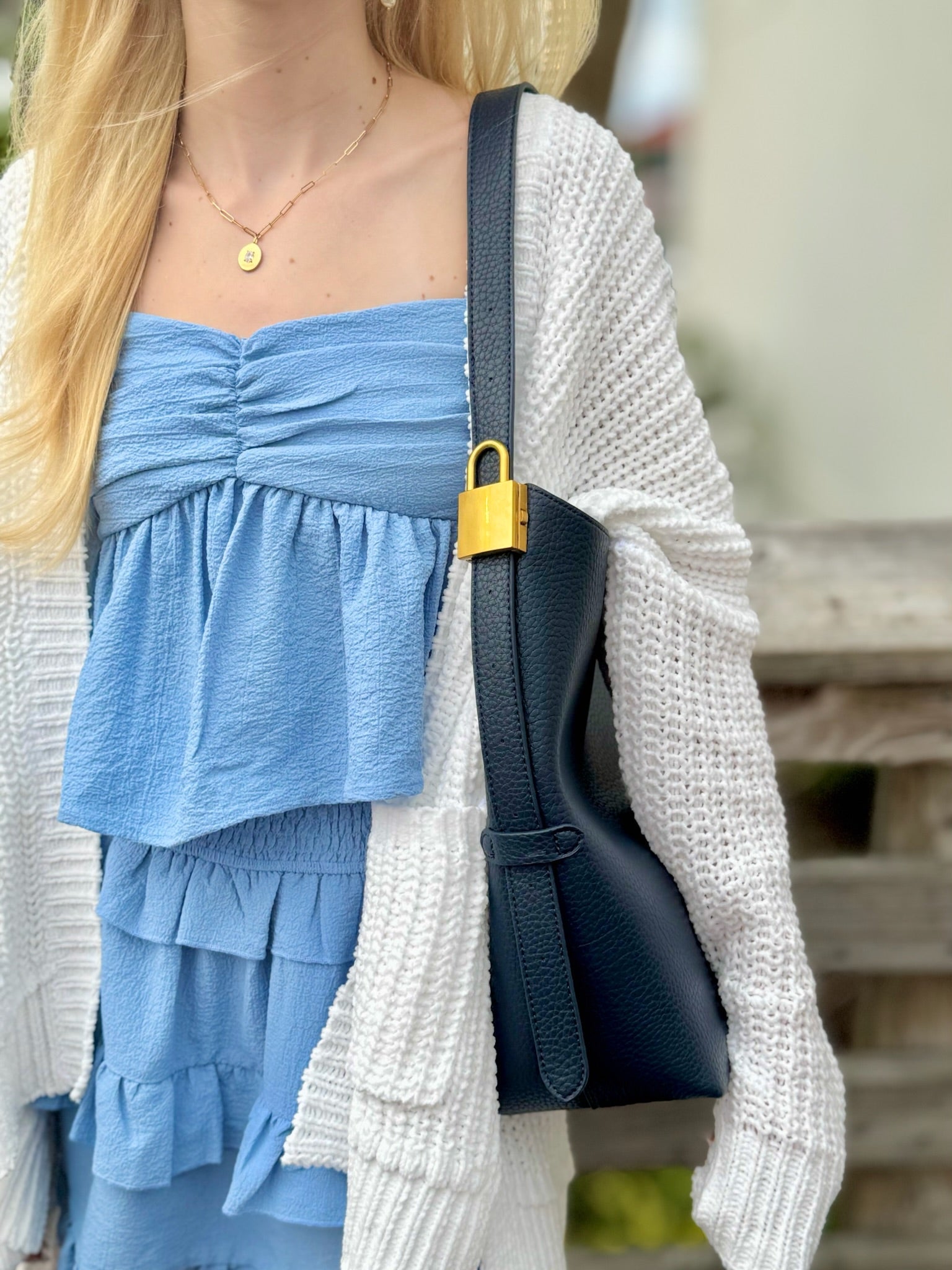 Handbags & Wallets