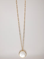 Long Pearl necklace