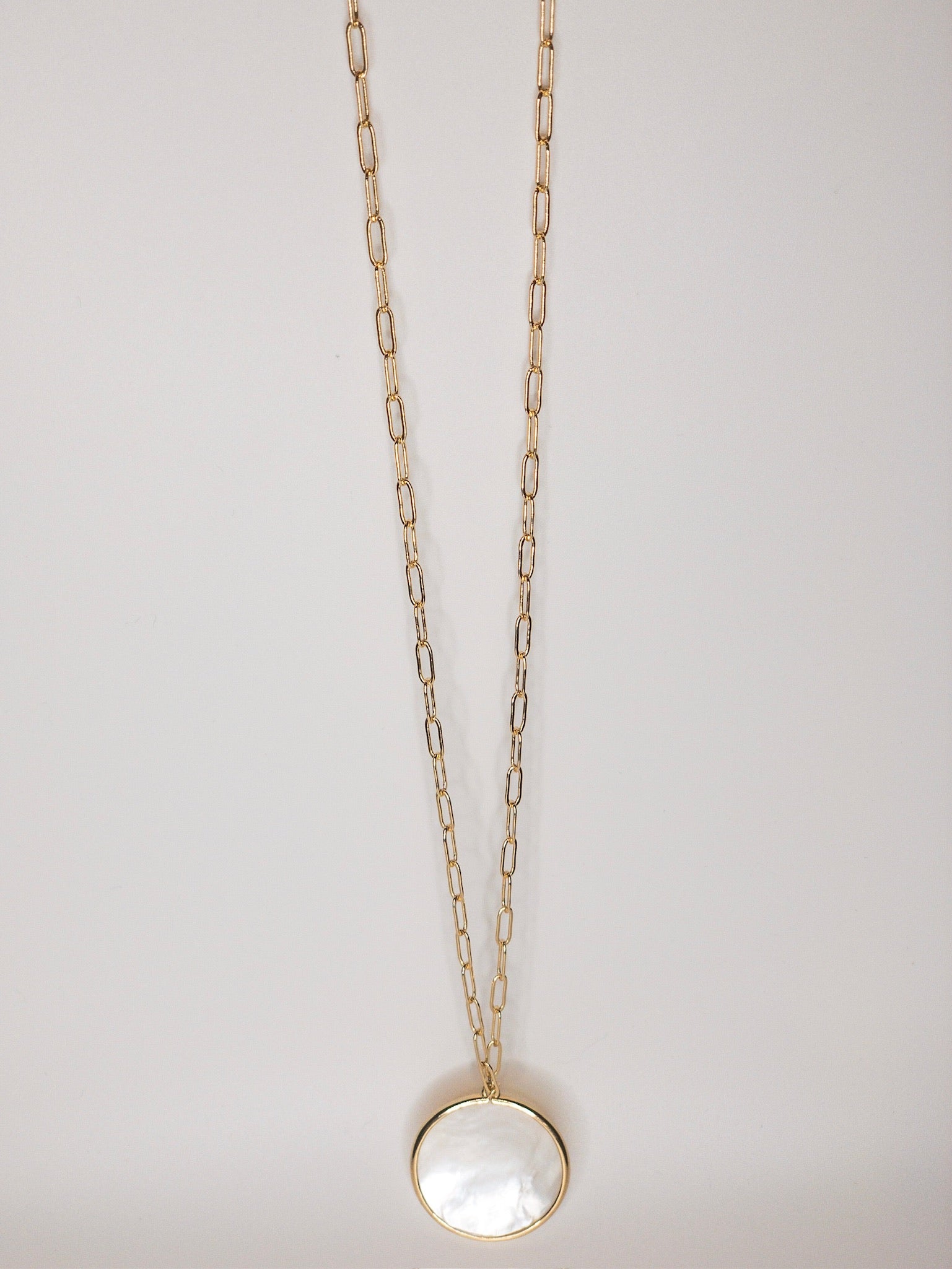 Long Pearl necklace