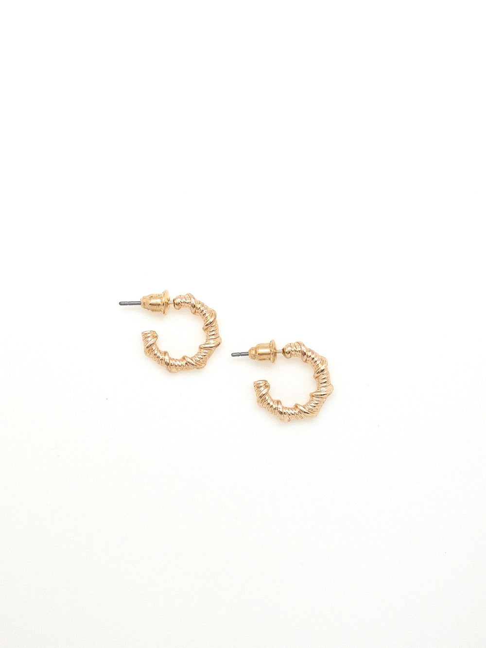 Gold Layla hoop earrings with a twisted rope detail