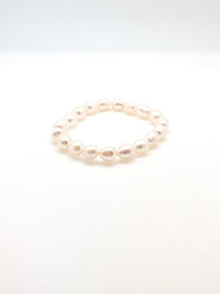 oval shaped pearl bracelet Muriel pearl bracelet 