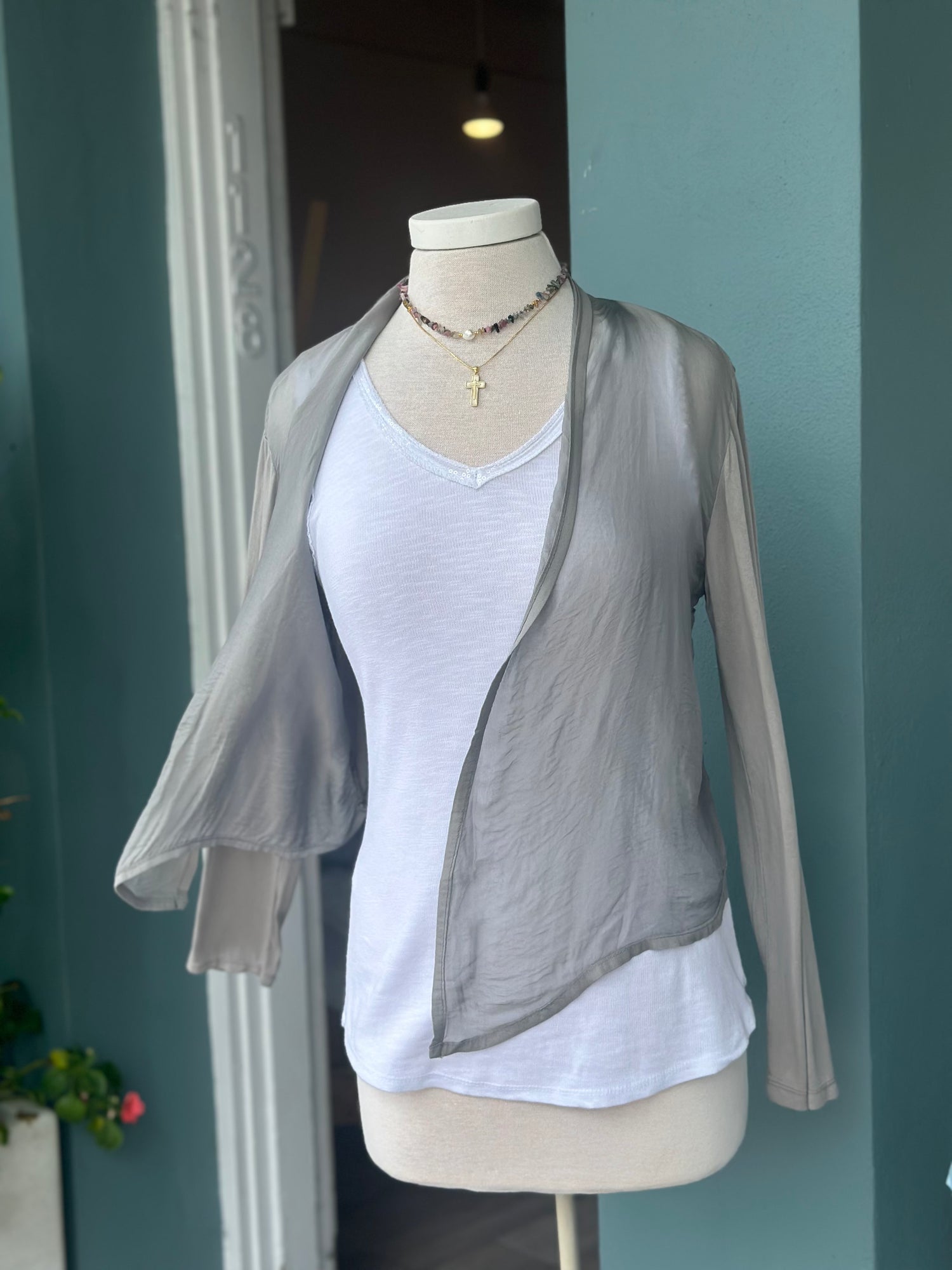 Taupe silk Italian wrap one size 