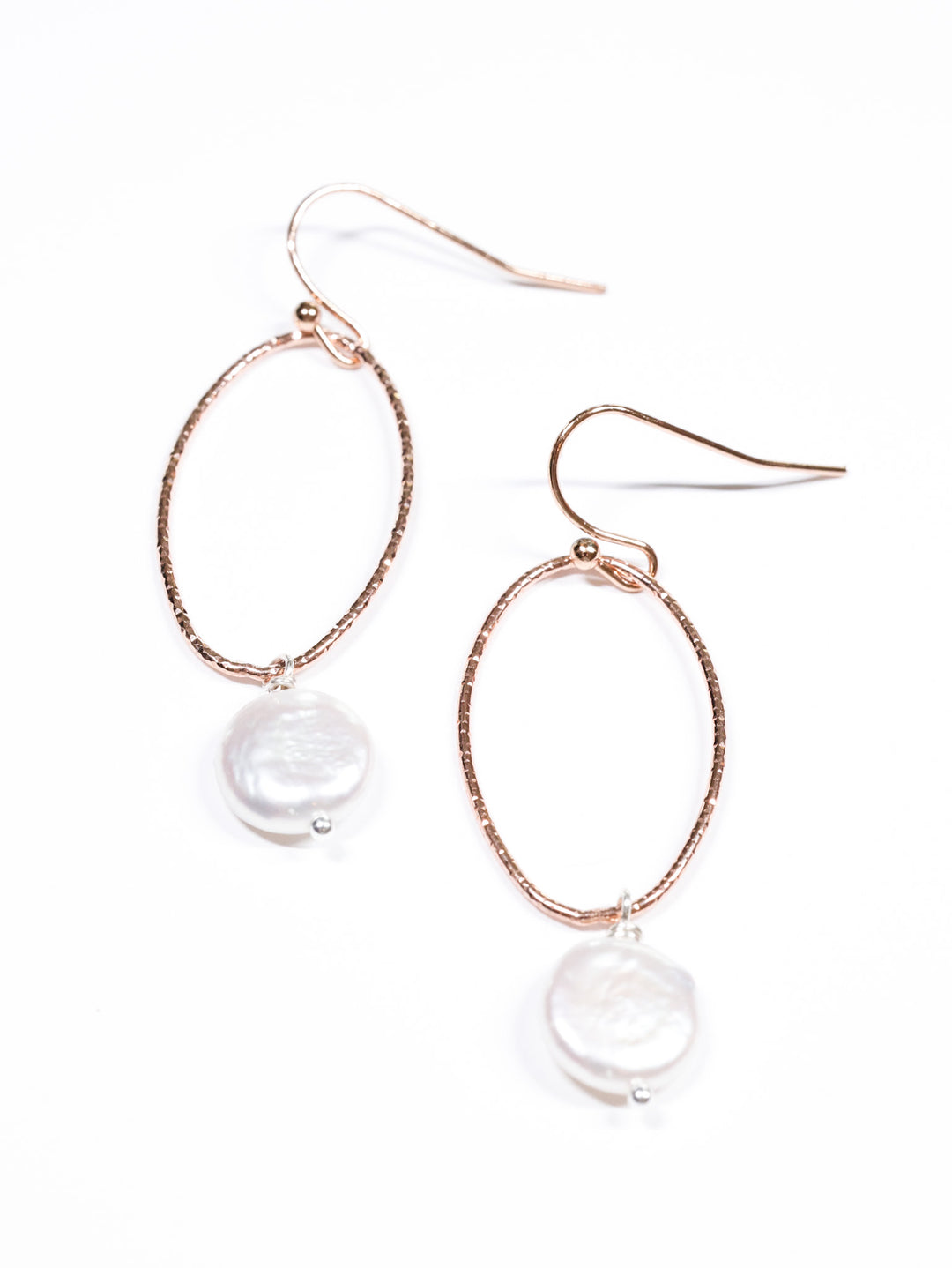 Creamy white pearl drop earrings 