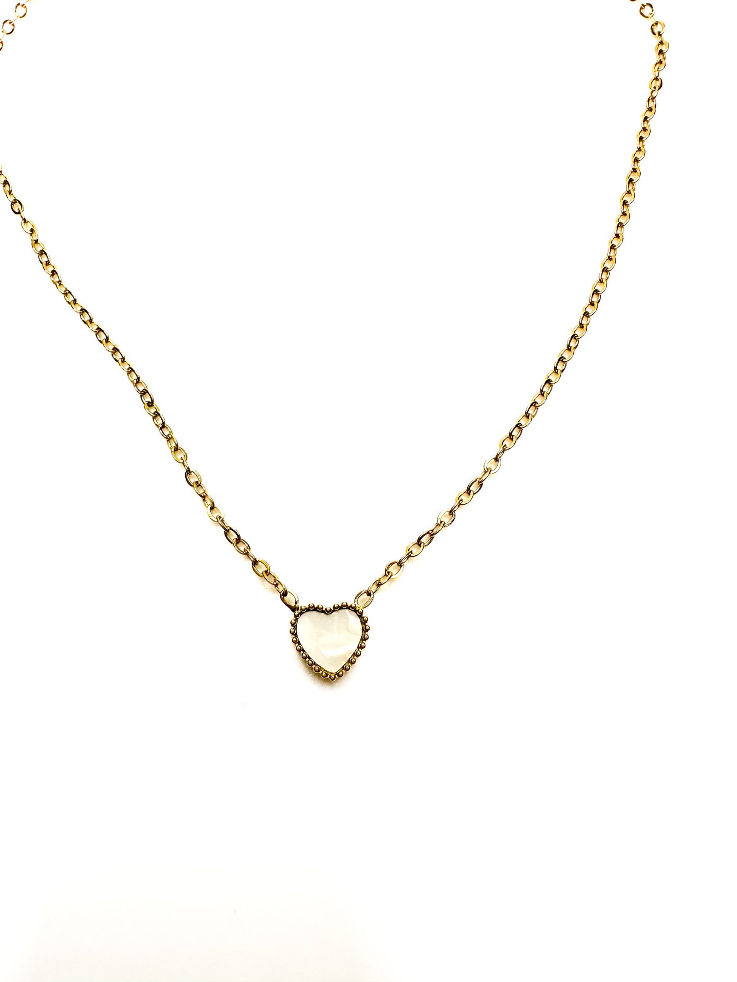 Gold heart necklace 