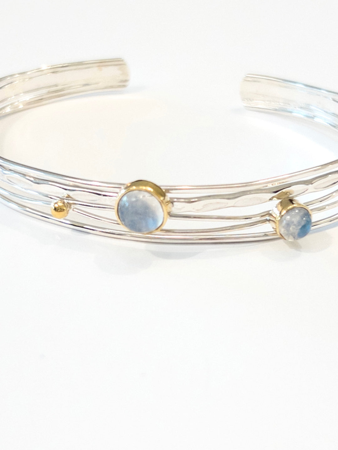 Serendipity Moonstone -nh Cuff