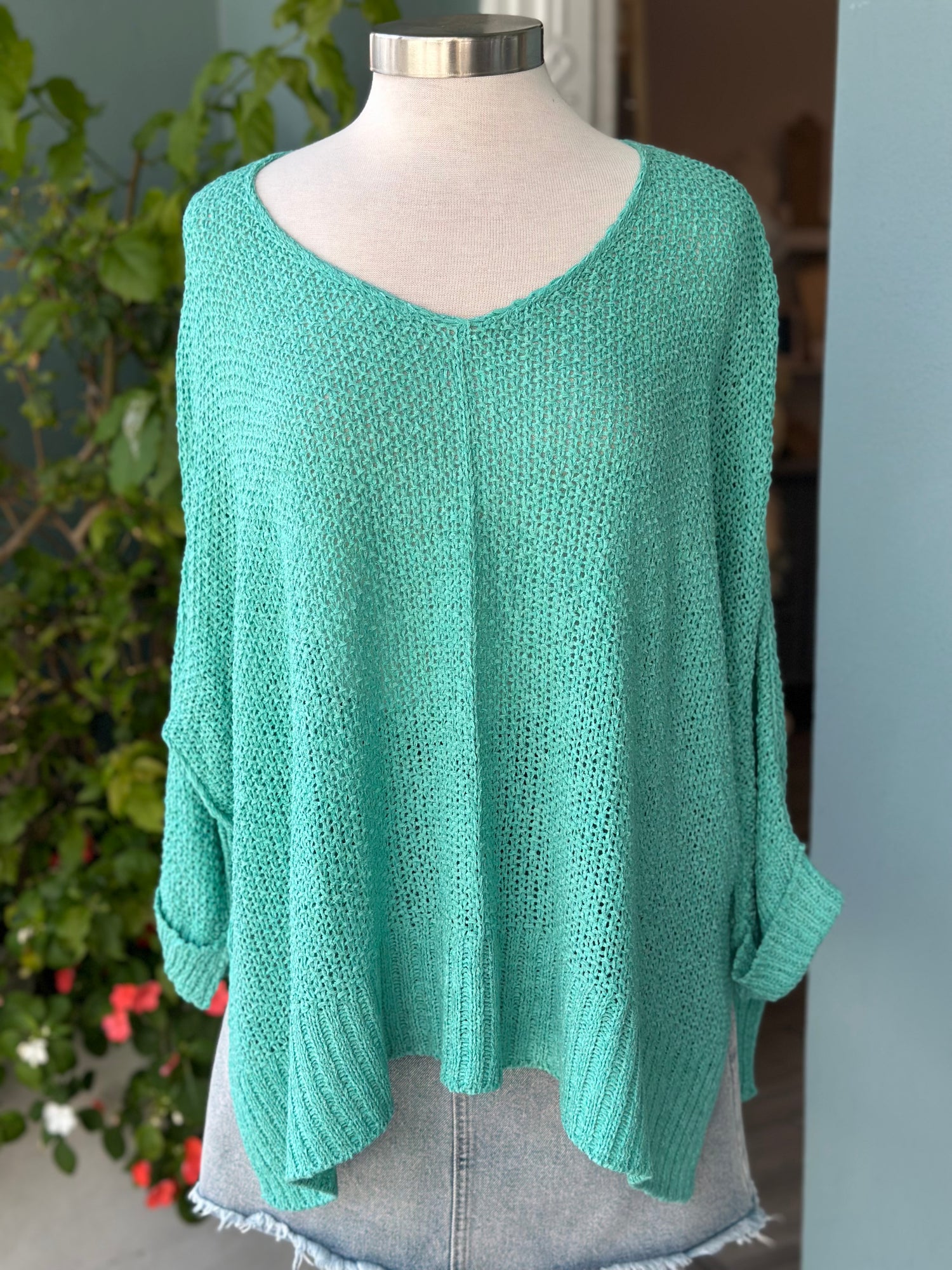 Anya knitted sweater in mint 