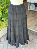 Black Skirt Back