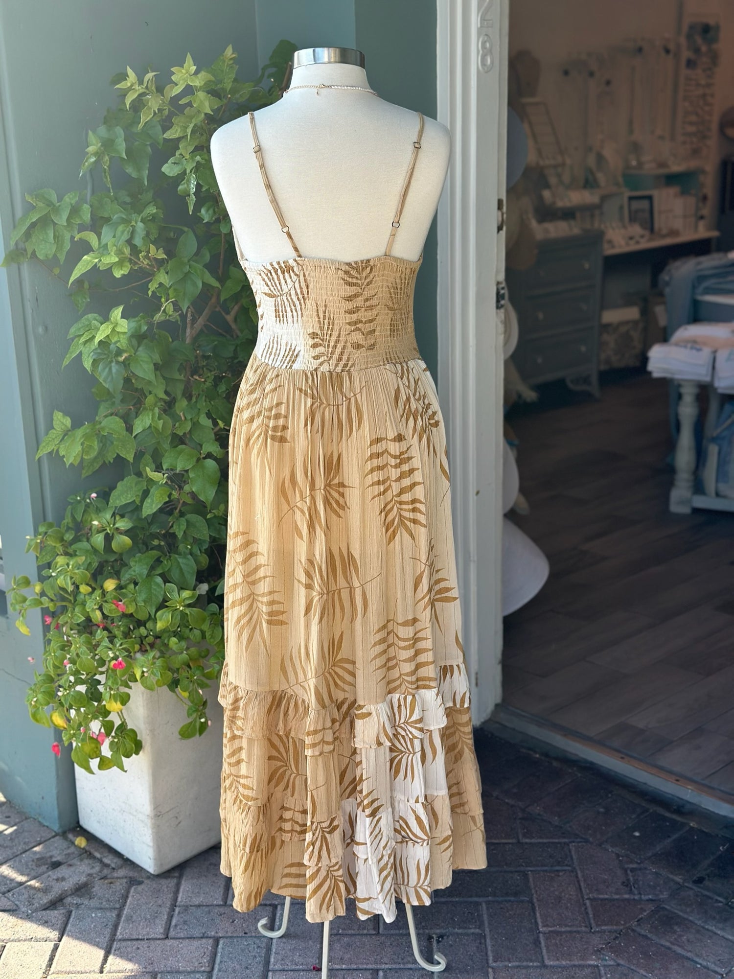 Dress Beige Back