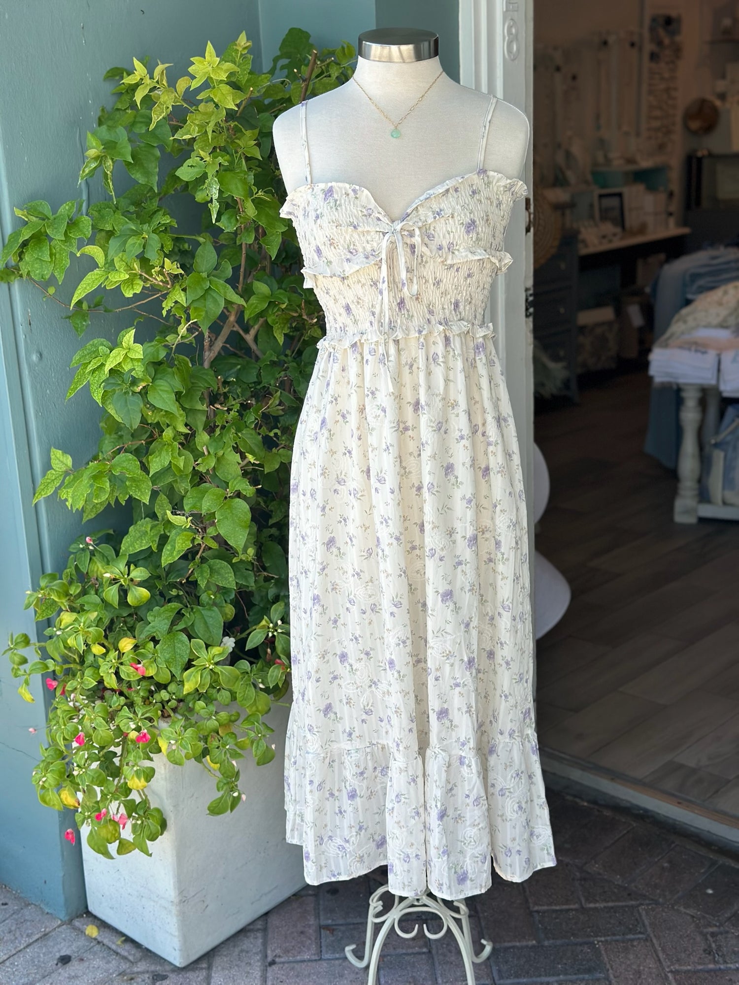 Lila Dress in Lavender