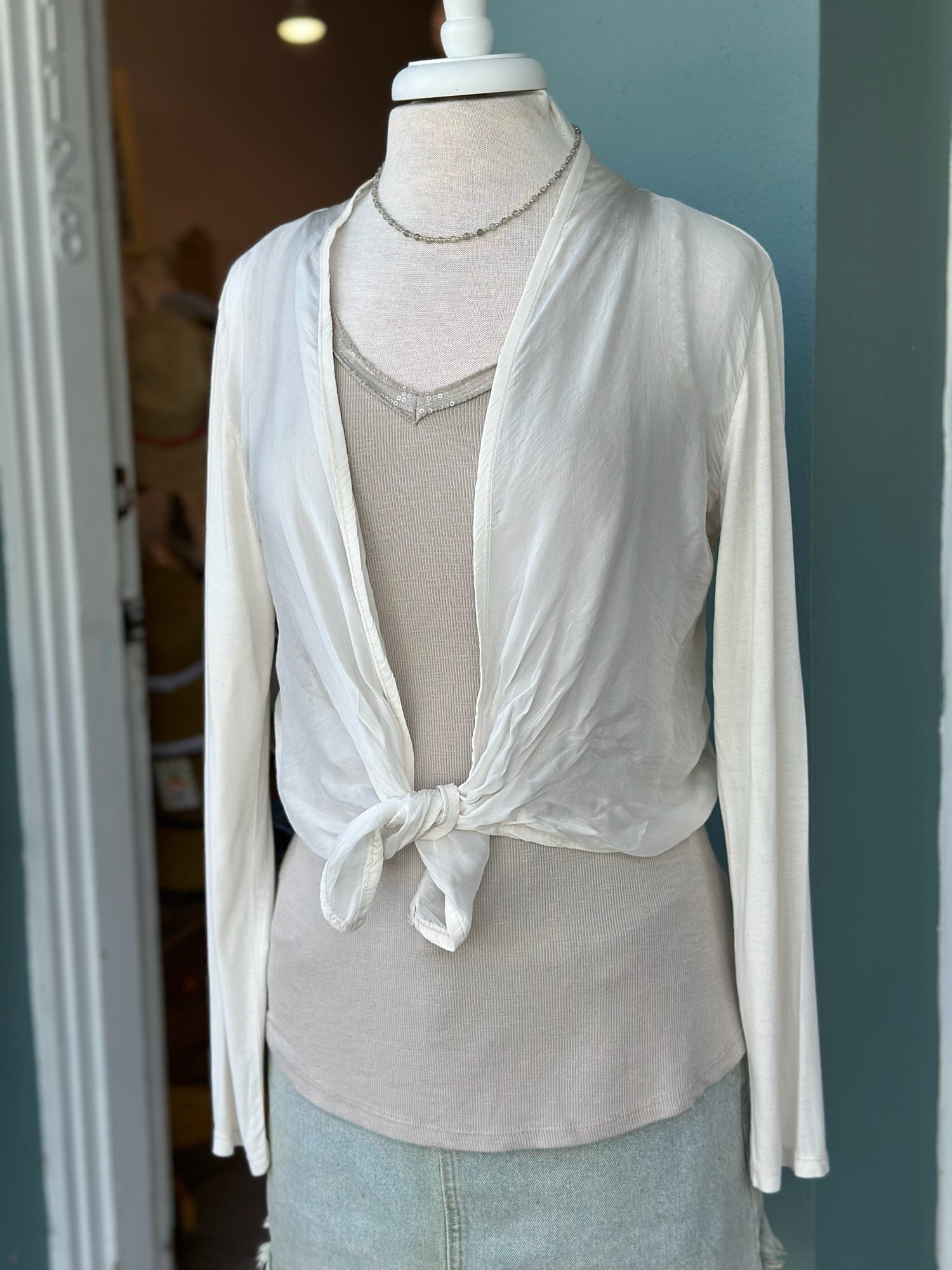 Chloe silk one size italian tie wrap 