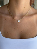 gold heart pendant necklace 
