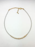 Hosanna necklace in white 