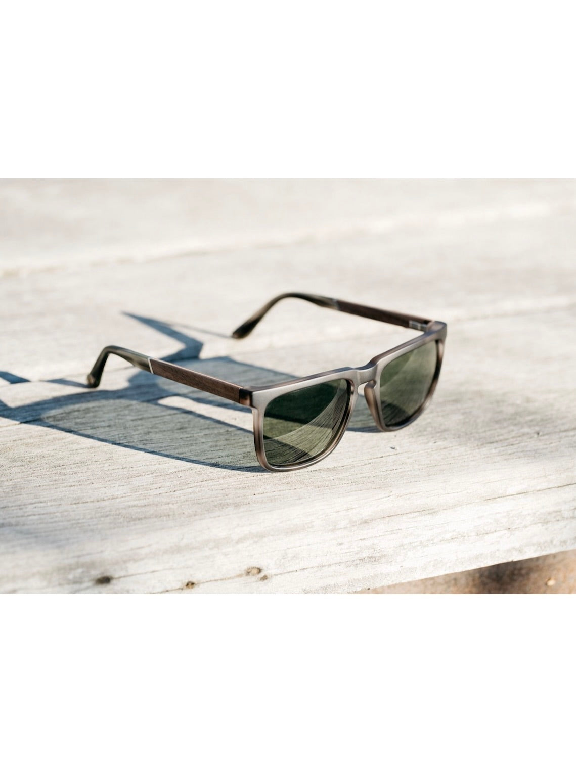 Ridge Matte Pearl Grey // Walnut - HD Plus Polarized G15