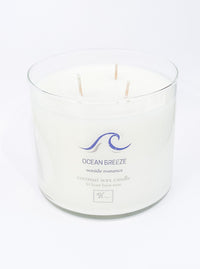 Clean Refreshing Scented Candle with Coconut and Ocean Notes. Mini Candle: 30 hour burn time, 90 g Classic Candle: 50 hour burn time, 255 g 3 Wick Candle: 50 hour burn time, 450g, and 3 times the fragrance drifting through the air as it burns.