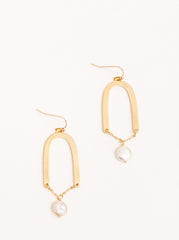 Long earrings Gold plated Freshwater pearl accent Length : 2 1/2"