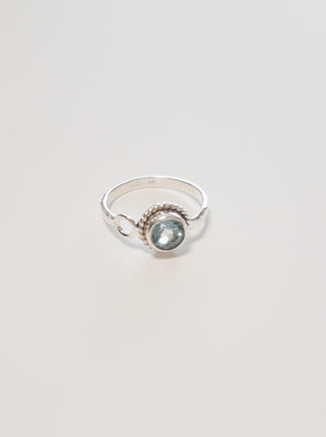 Bravin Blue Topaz nh Ring