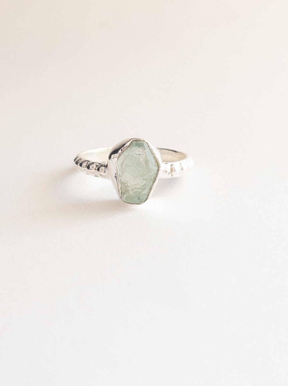 Tranquility Rough Aquamarine nh Ring